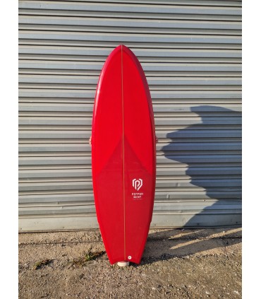 Tabla de surf en resina tintatda Peppermint Surfboards Half Moon 5'11 Raspberry