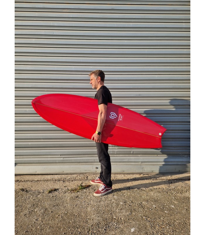Tabla de surf en resina tintatda Peppermint Surfboards Half Moon 5'11 Raspberry