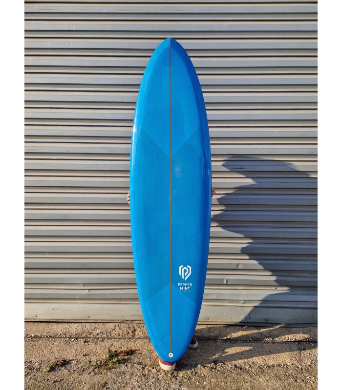 Tabla de surf en resina tintatda Peppermint Surfboards Peppermint Easy Short 7'0" Curaçao