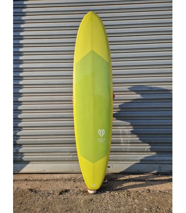 Tabla de surf en resina tintatda Peppermint Surfboards Peppermint Mid Length 7'6" Lime