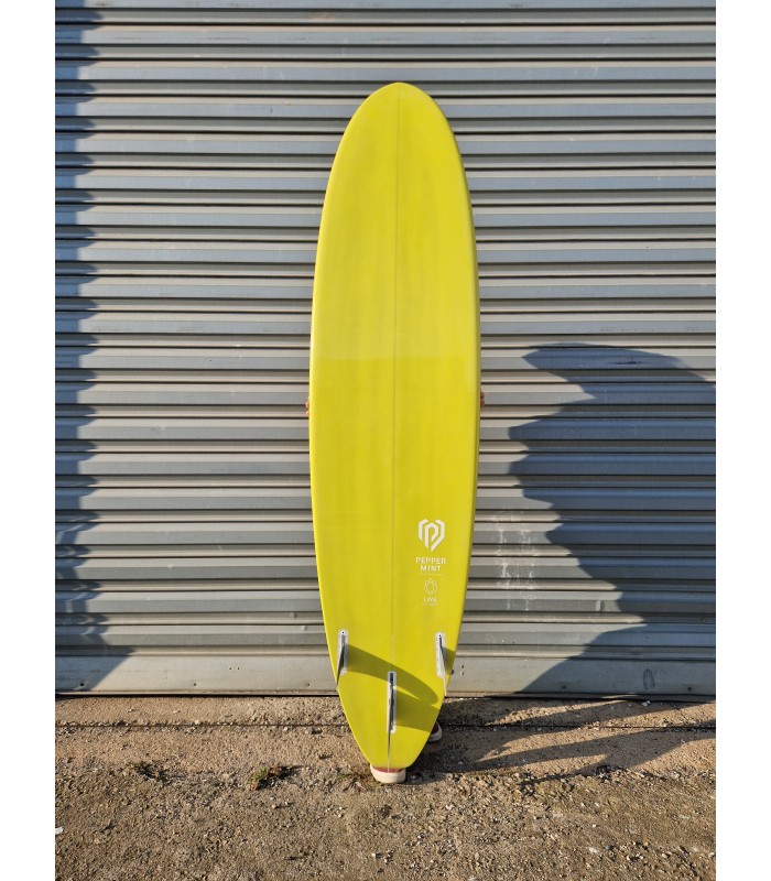 Tabla de surf en resina tintatda Peppermint Surfboards Peppermint Mid Length 7'6" Lime